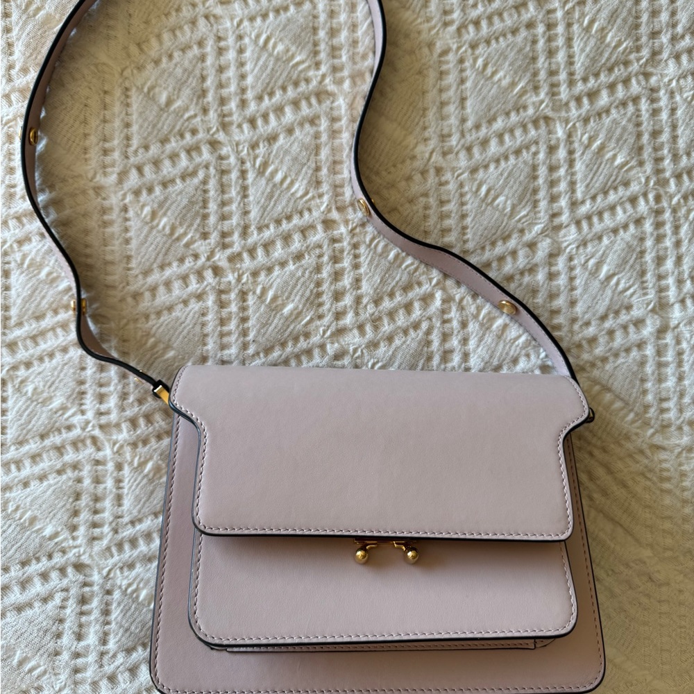 Marni pink trunk bag
